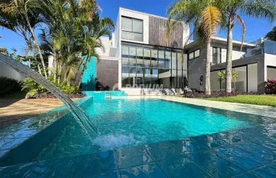 Casa em condomínio fechado com 5 quartos à venda na Avenida Luiz Aranha, Barra da Tijuca, Rio de Janeiro