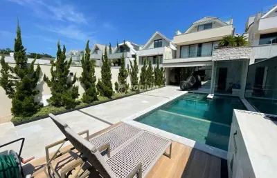 Barra da tijuca | casa triplex 4 quartos, sendo 4 suites