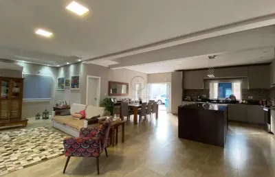 Casa com 3 quartos à venda no Igara, Canoas 