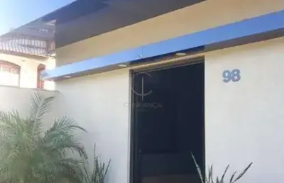 Casa com 3 quartos à venda no Igara, Canoas 