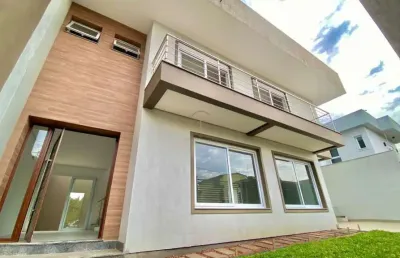 Casa com 3 quartos à venda no Mont Serrat, Canoas 