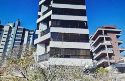 Lindo apartamento com 164 m2 privativos, 3 dormitórios, sendo uma suíte com sacada, vaga dupla, no centro de canoas.