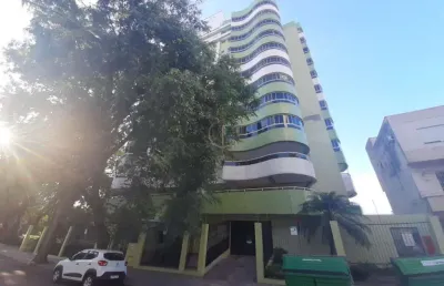 Apartamento alto padrão; suíte e 3 vagas privativas!