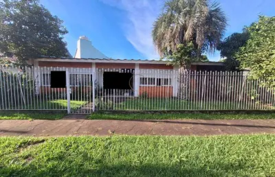 Casa com 3 quartos à venda no Igara, Canoas 