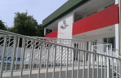 Apartamento 03 dormitórios, sendo 01 suíte, sacada/churrasqueira, andar alto, vaga dupla coberta para veículos, condomínio vila rosa, no bairro marechal rondon