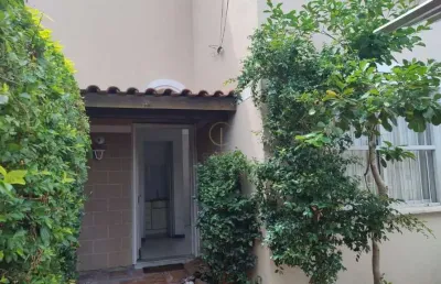 Casa em condomínio fechado com 2 quartos à venda no Igara, Canoas 
