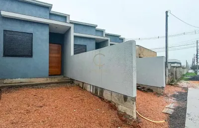 Casa nova com lage de 02 dormitórios há 5 min. da nazário, duas vagas de garagens no bairro olaria