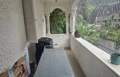 Alto da boa vista 5 min do largo da usina. 2 quartos reformado com vaga na escritura