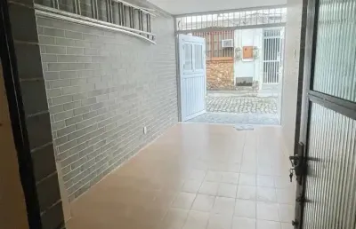 Casa de vila na rua fábio da luz! 3 quartos com suite e vagas! toda reformada!