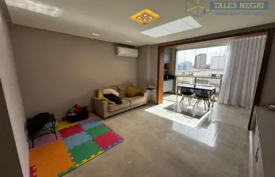 Apartamento em frente a praia em jardim camburi com 147m²