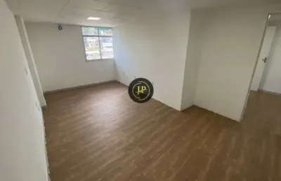 Sala comercial de 66,92m² com excelente localização em maruípe