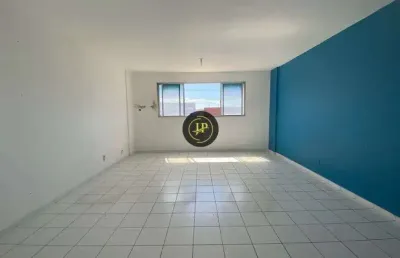 Sala comercial de 45m² com excelente localização na avenida fernando ferrari