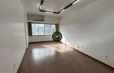 Sala comercial para alugar na Rua Capitão Domingos Corrêa da Rocha, 1, Santa Lúcia, Vitória