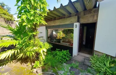 Casa duplex de 4 quartos com suíte com area de 521m² na ilha do boi !