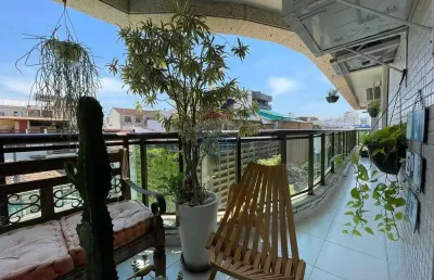 Apartamento reformado de 109 m² com 4 quartos, suíte e 2 vagas à venda na tijuca, rio de janeiro