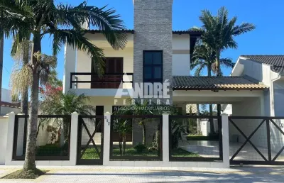 Casa com 4 quartos à venda na Praia Paraíso, Torres 