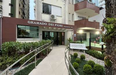 Viva com sofisticação no coração de floripa: 117m², 3 quartos e projeto de design único