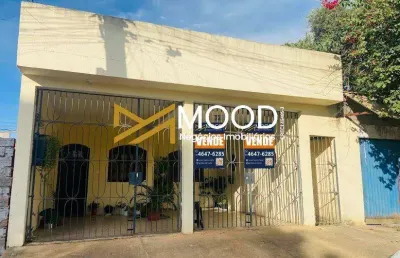 Casa para venda no bairro jardim amazonas, localizado na cidade de itaquaquecetuba / sp, ponto de referência estrada do são bento.  com 3 dormitórios, sendo 1 suíte, possui 2 banhe