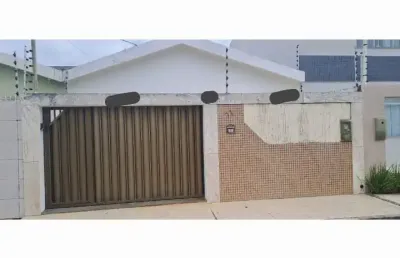 Vende-se casa – bairro luzia excelente localização -venha morar bem!