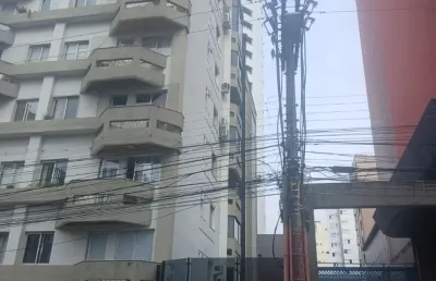 Lindo apartamento 2 andar  apartamento  semimobiliado