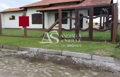 Casa com 2 quartos à venda na Zona Nova, Tramandaí 