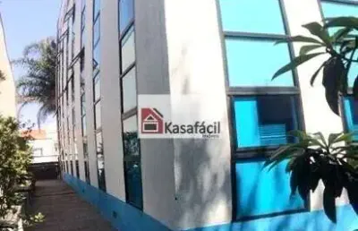 Prédio comercial, locação, em excelente localização.