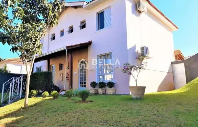 Linda ,casa no condomínio  villa flora , 3 dormitórios 1 suite  2 vagas piscina... no condomínio cl