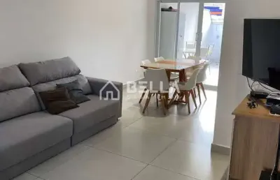 Linda casa em condomínio fechado – segurança, 3 dormitório 1 suíte... conforto e lazer para toda a