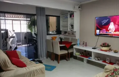 Casa a venda em samambaia na qr 206 proximo do metrô e dos principais comércios da cidade