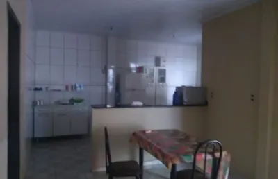 Ótima casa a venda na qr 512 são 2 quartos sendo uma suíte  casa quitada escriturada