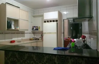 Casa em condomínio a venda em samambaia são 3 amplos quartos sala copa e cozinha dos 3 quartos são 2 suítes imóvel top- quem visitar compra.