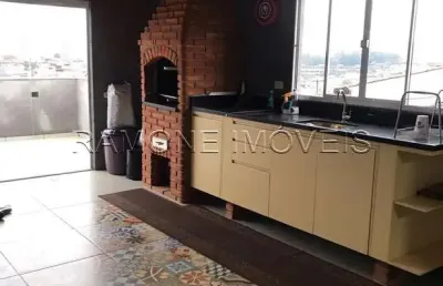 Casa em jaguaribe de 200m², com 3 dormitórios e 1 suíte + 2 vagas de garagem.