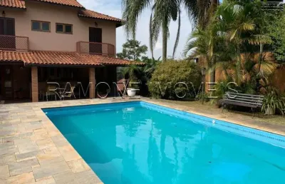 Casa em cotia, 450m², 5 dormitórios. jardim passárgada i