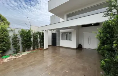 Casa mobiliada com energia solar à venda em maringá – acabamento de alto padrão!
