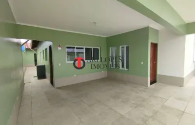 Casa grande 3 suítes e área gourmet espaço para piscina 60 metros da praia