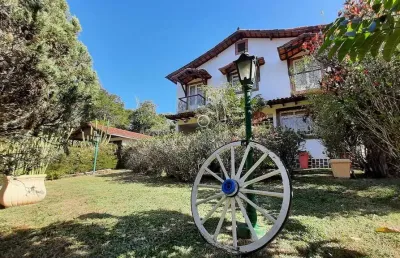Casa à venda na Vila Suissa, Miguel Pereira 