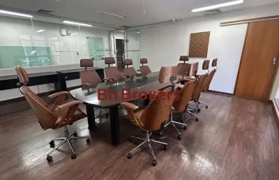 Andar corrido para locação com 200m² no funcionários sem mobília