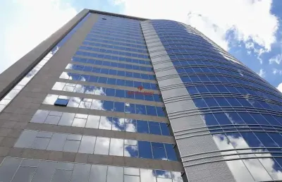 Andar corrido disponível para locação no santa lúcia.