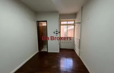 Apartamento com 2 quartos para alugar na Rua dos Guajajaras, 295, Lourdes, Belo Horizonte