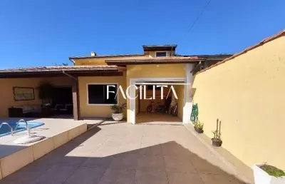 Casa com 3 quartos para alugar na servidão margarida linhares, 1000, barra da lagoa, florianópolis por r$ 7.800