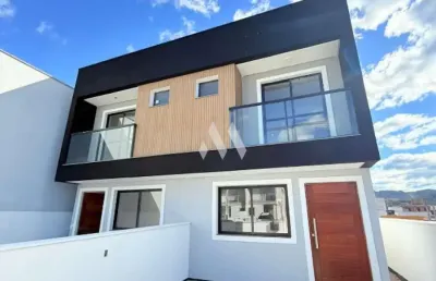 Sobrado geminado 2 quartos com 2 suítes e 84m² - bela vista
