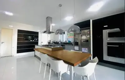 Casa com 3 quartos à venda na Rua do Brilhante, 7Y6, Jardim Monte Cristo, Suzano