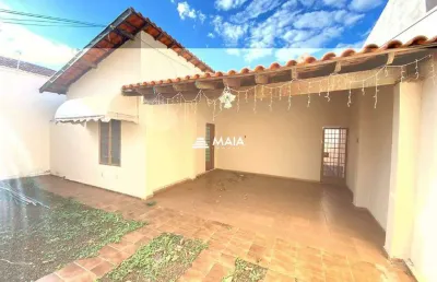 Casa com 4 quartos para alugar no Santa Maria, Uberaba 