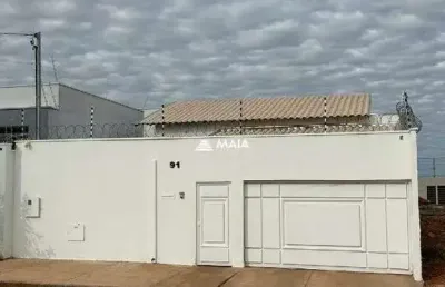 Casa com 4 quartos à venda no Parque das Laranjeiras, Uberaba 