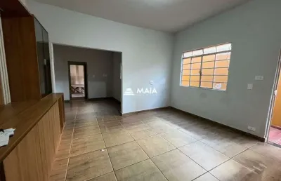 Casa com 4 quartos para alugar no Amoroso Costa, Uberaba 