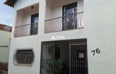Casa com 3 quartos à venda no São Benedito, Uberaba 