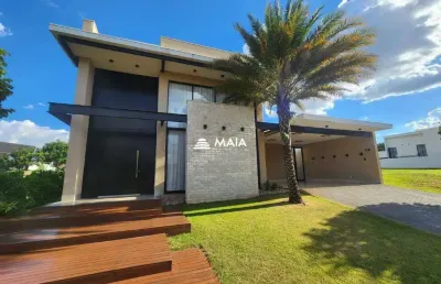 Casa em localização privilegiada no condomínio cyrela