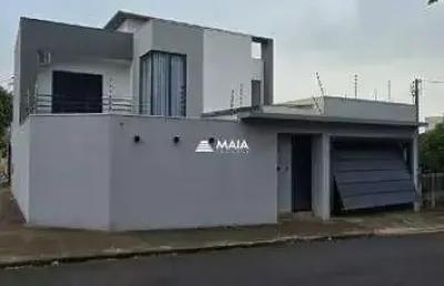 Casa com 4 quartos à venda no Santa Maria, Uberaba 