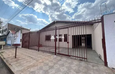 Casa com 3 quartos à venda no Jardim América, Uberaba 