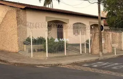 Casa com 4 quartos à venda no Estados Unidos, Uberaba 